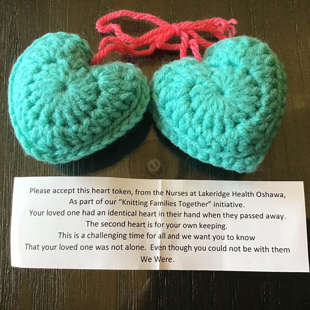 knit hearts